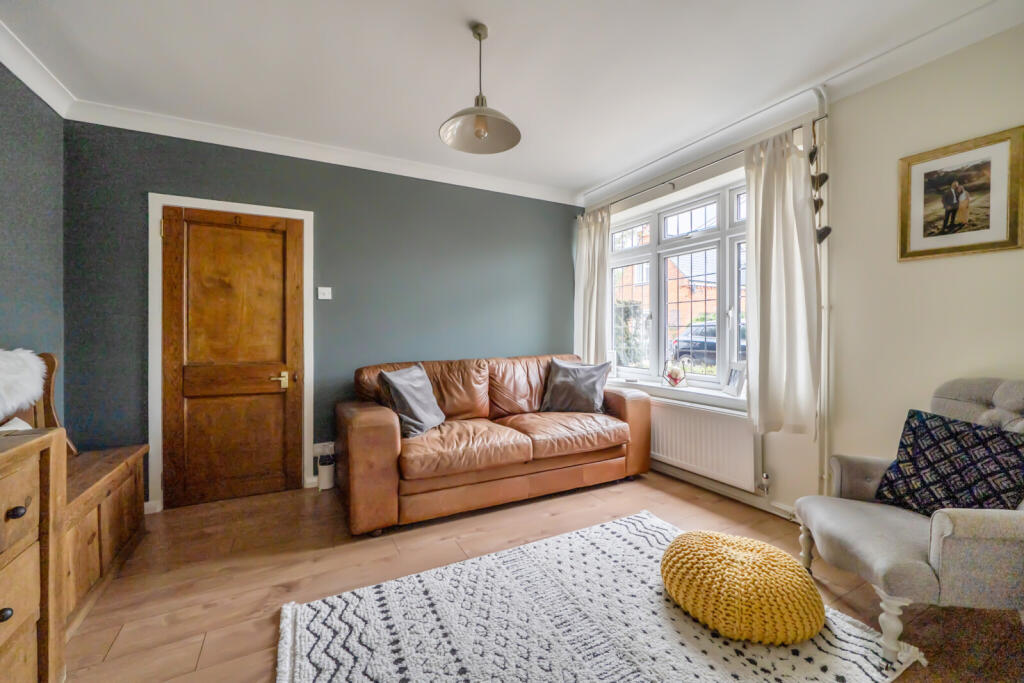 House in Upper Basildon, Basildon - View 5