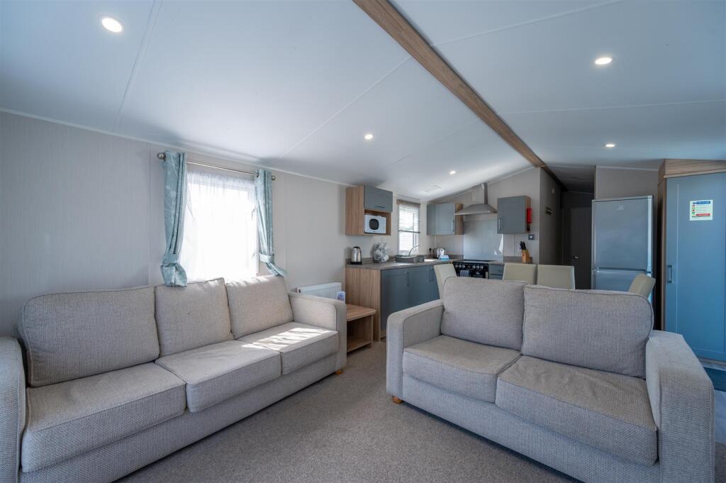 Havant Road, Hayling Island - View 4