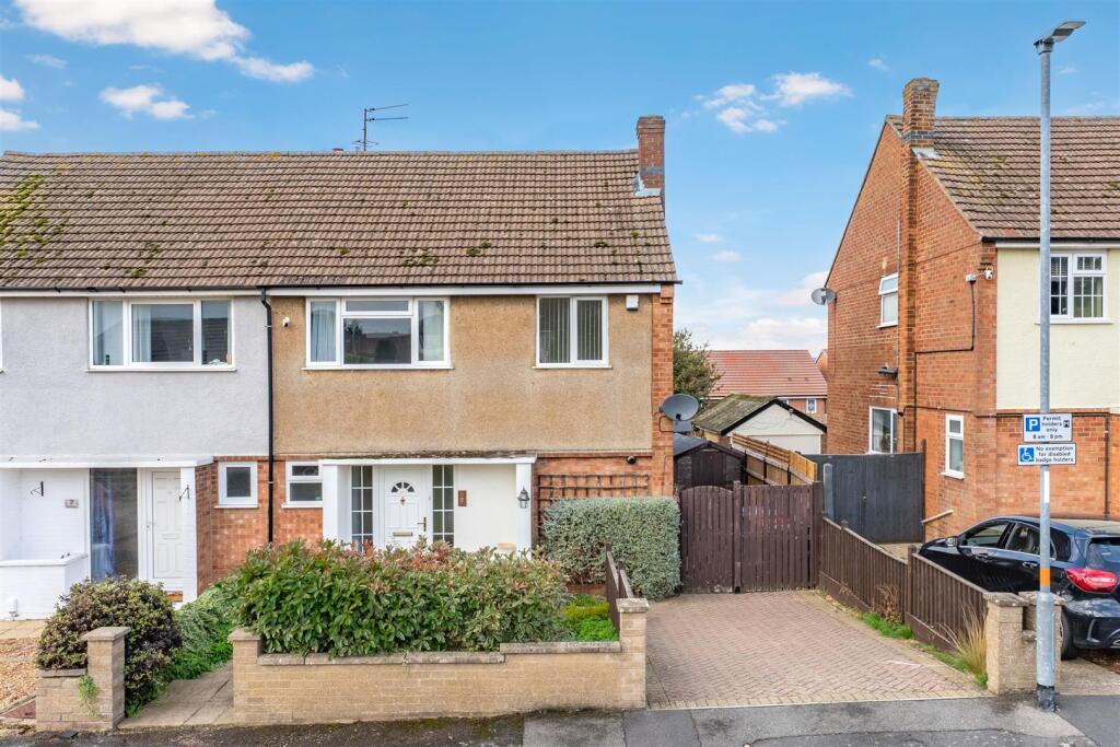 3-bed semi-detached on NN15 - West Way, Kettering, £335,000