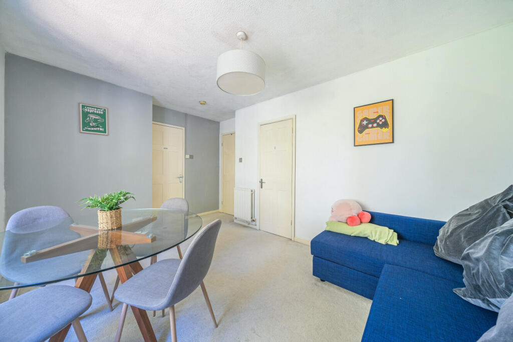 Apartment in London - View 5