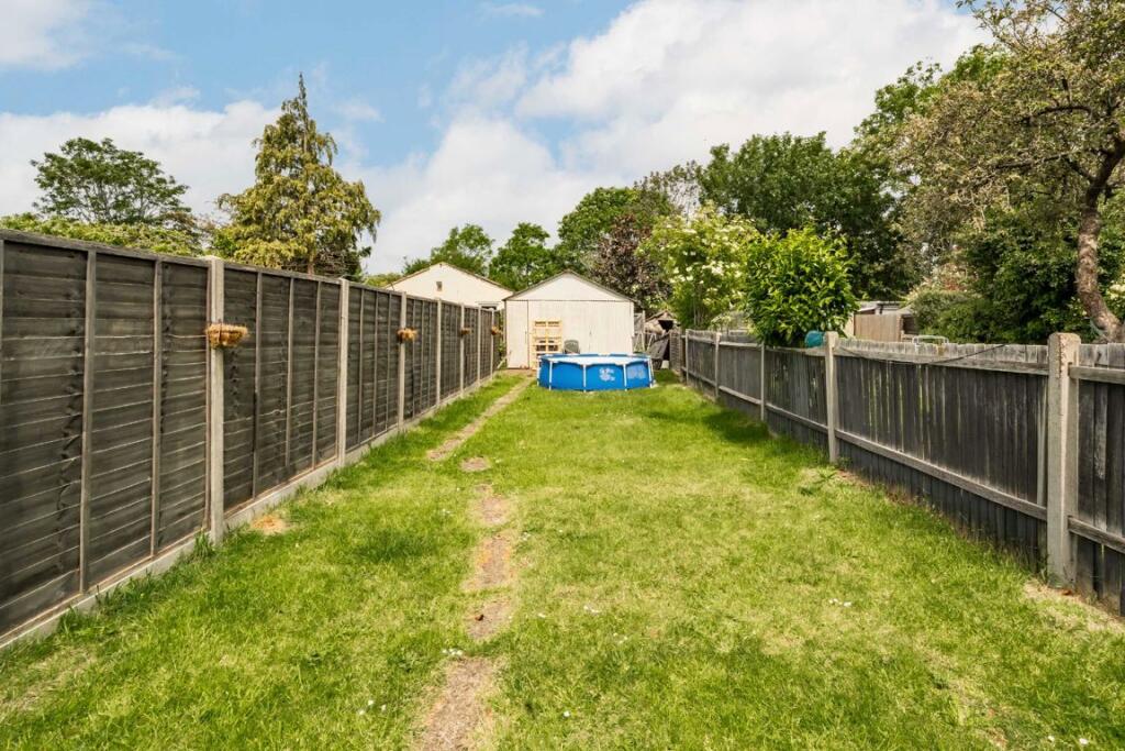 House in London, London Borough of Harrow - More