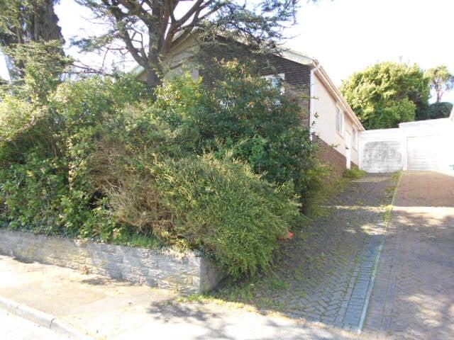 Main image of property: Heatherslade Close, Langland, Swansea, SA3
