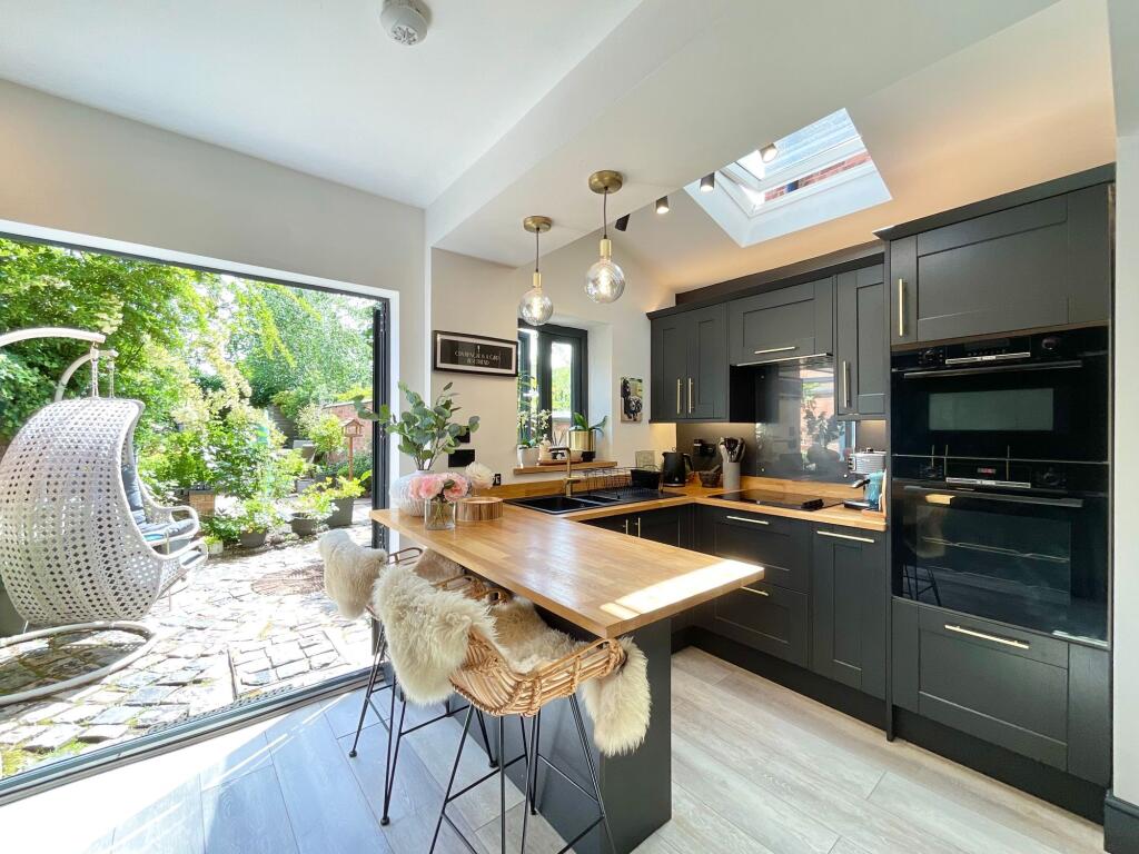 House in Nantwich, Millfields, Kingsbourne - View 2
