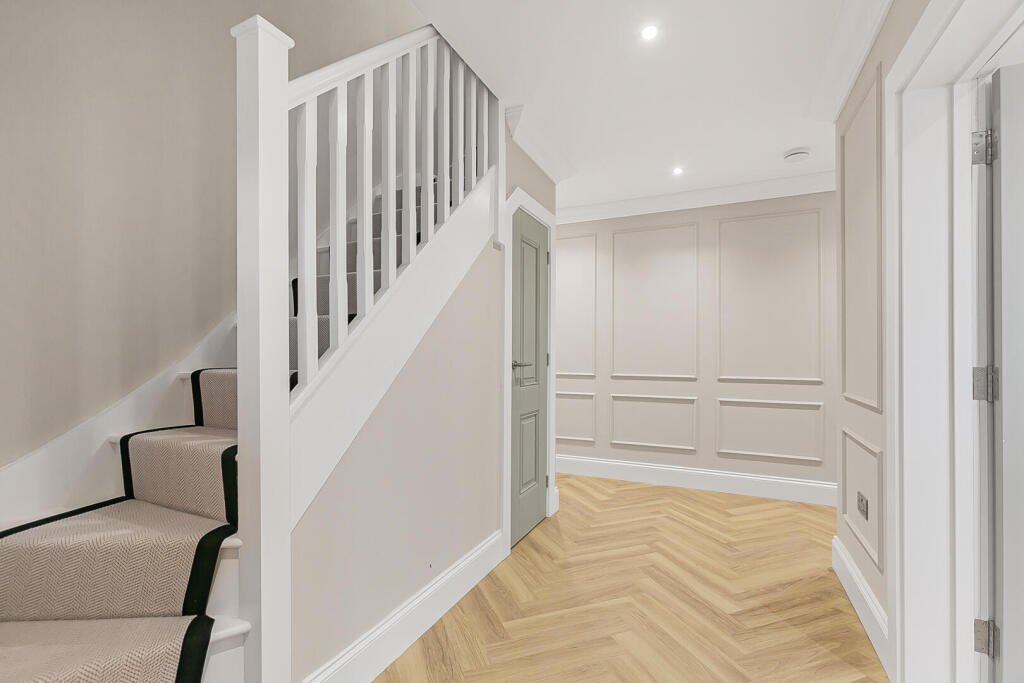 Additional image 21 of Barley Close, St Albans