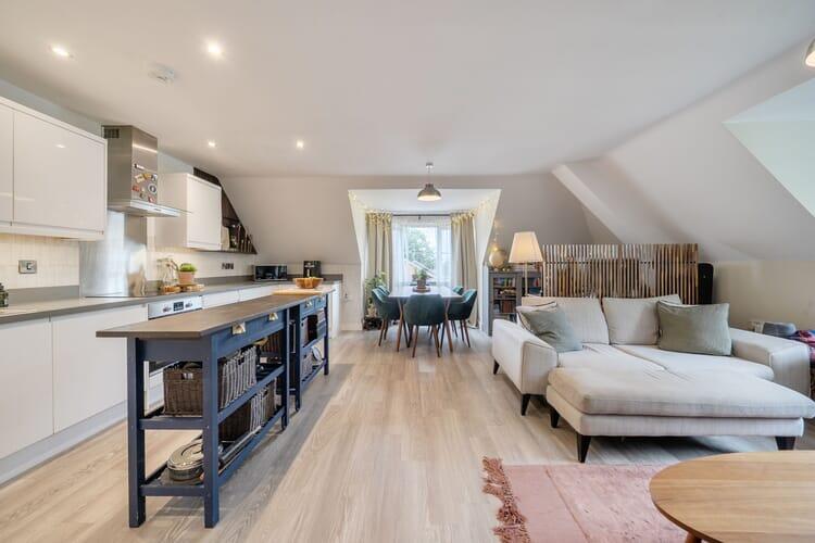 Apartment in Bracknell - View 4