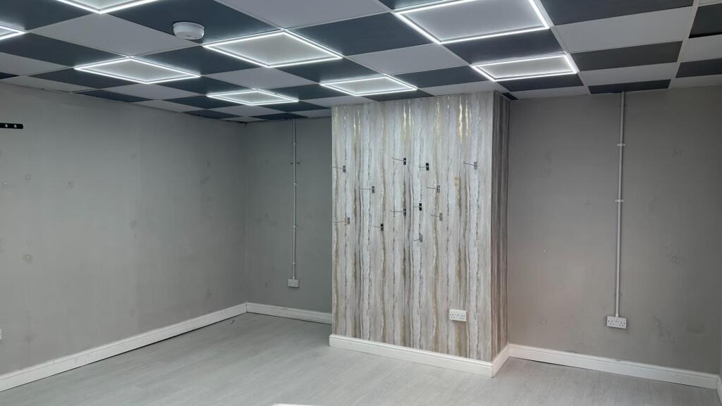 Additional image 2 of Albion Street, Cleckheaton