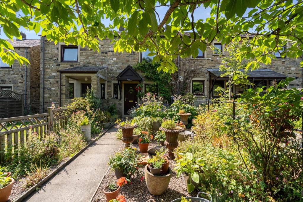 House in Bradford, Addingham - View 4
