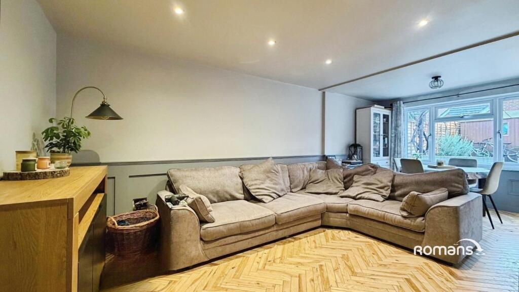 House in Basingstoke and Deane, Basingstoke - View 2