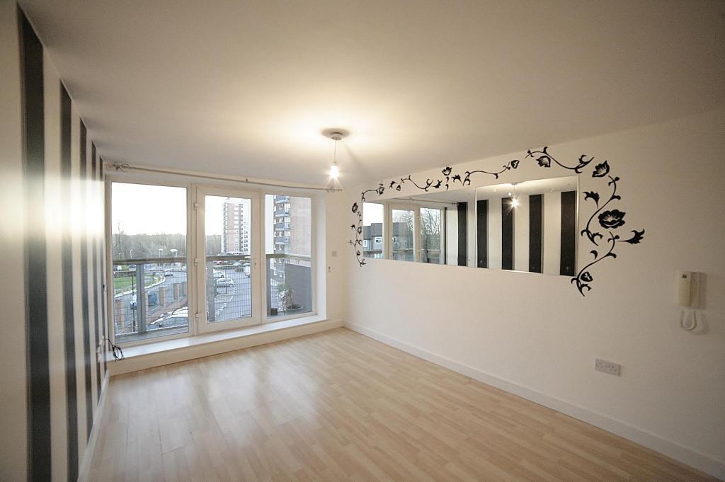 Main image of property: Lakeside Rise, Blackley, Manchester, M9