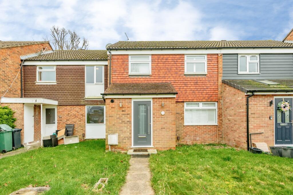 3-bed terraced on The Spinney, Horley, £425,000