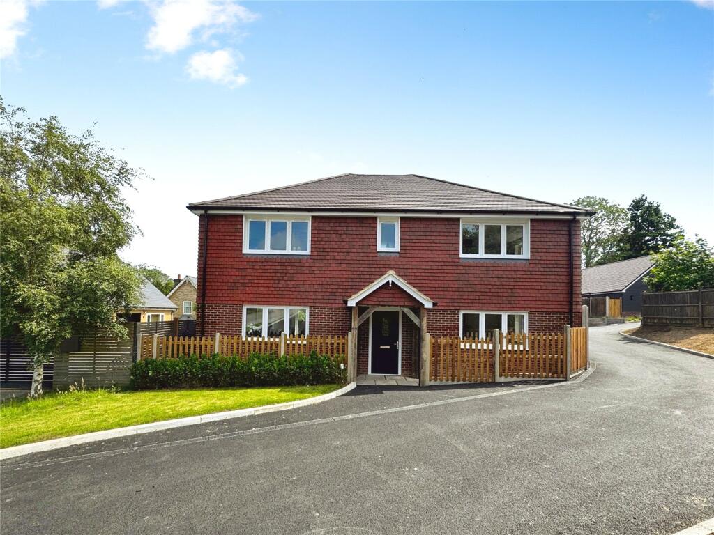 Main image of property: Henwood Green Road, Pembury, Tunbridge Wells, Kent, TN2