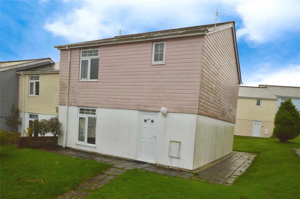 4-bed terraced on Newquay, Cornwall, £94,000