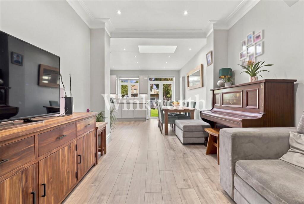 Apartment in London, Winchmore Hill, Palmers Green - View 4