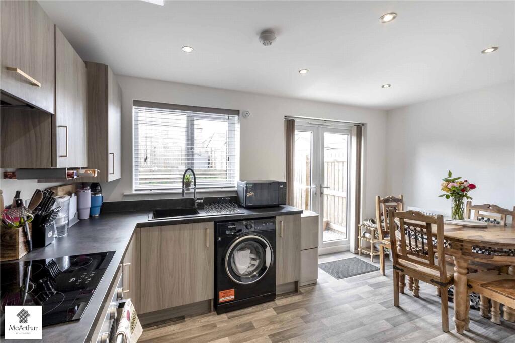 House in Doncaster - View 4