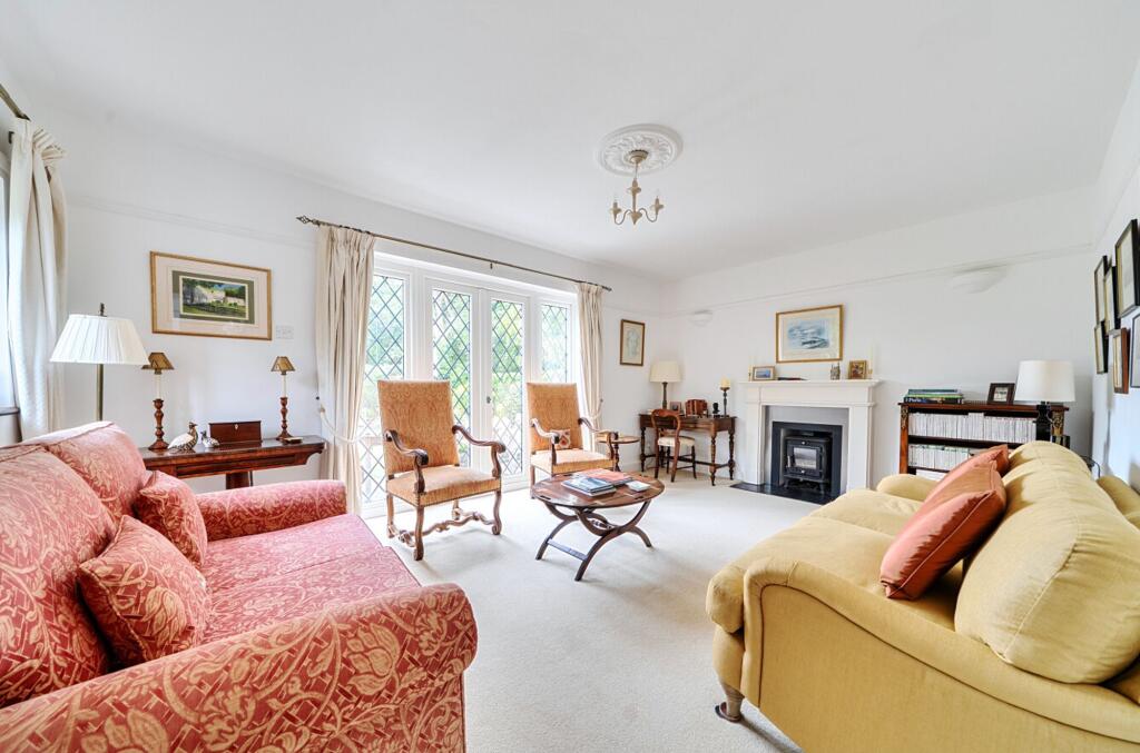 Fernhurst Gardens, Aldwick, PO21 - View 2