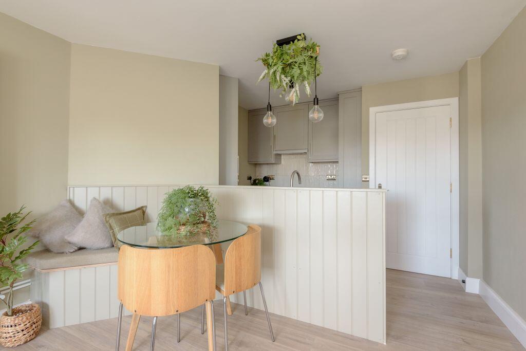 Apartment in Edinburgh - View 4