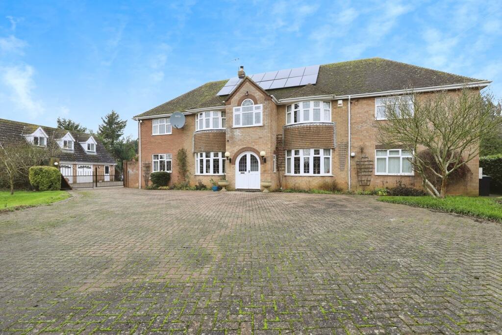 Main image of property: Sleaford Road, Heckington, Sleaford, NG34