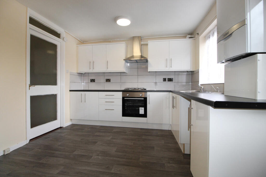House in Harrow - More