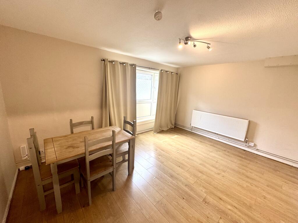 Apartment in London - View 2