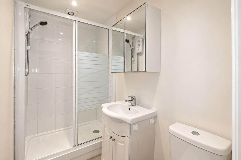 Apartment in Weston-Super-Mare, Cliftonville - View 4