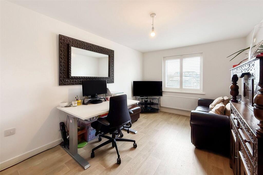 House in Littlehampton, Hampton Park, Wick - View 4