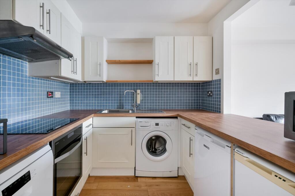Battlebridge Court, Wharfdale Road, London, N1 - Mehr