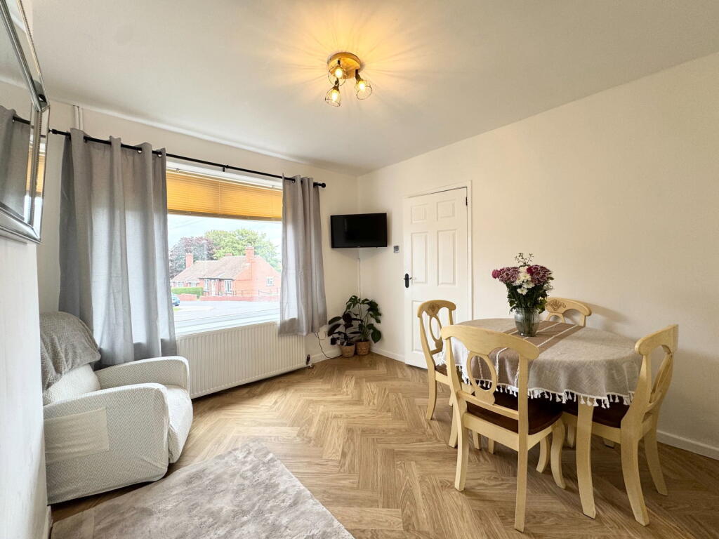 House in Sheffield, The Green, Penistone - View 4