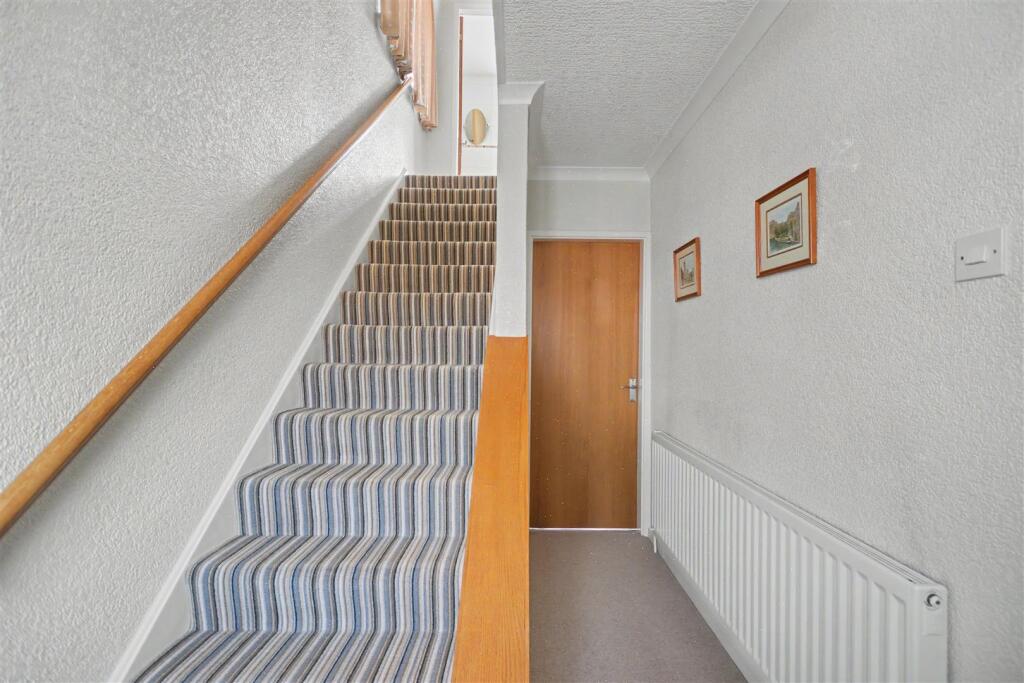 Waverley Avenue, Beeston, Nottingham - View 6