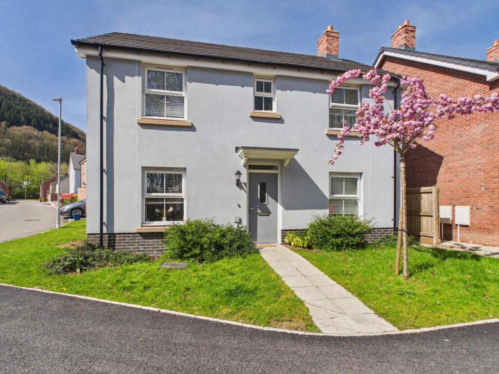 Main image of property: Llanfoist, Abergavenny, NP7