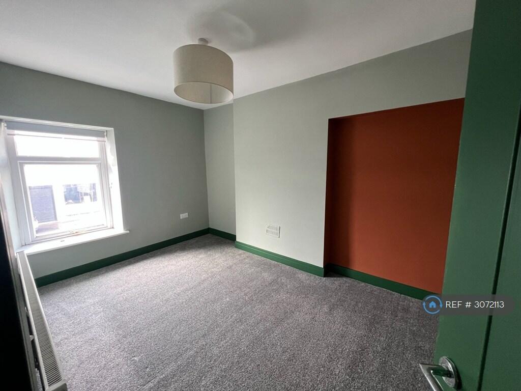 House in Nelson, Caerphilly - View 4