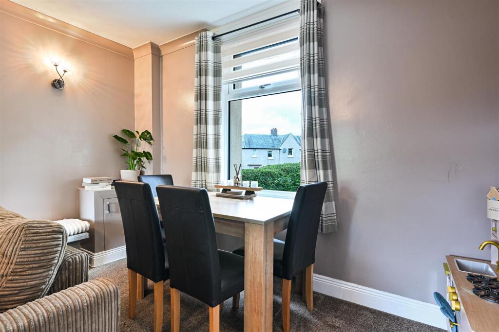House in Carluke, Crawforddyke - More