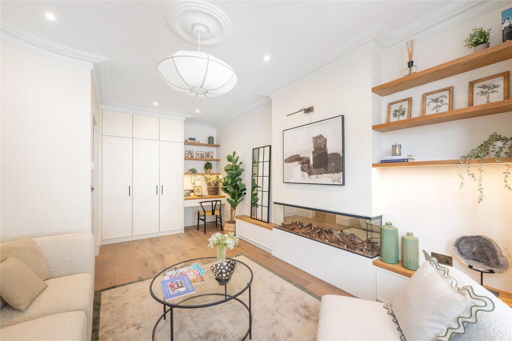 House in London, Sands End, Fulham - View 4