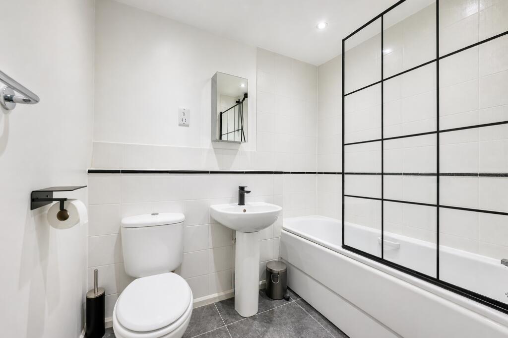Additional image 9 of Hemel Hempstead Road, Redbourn, St. Albans, Hertfordshire, AL3