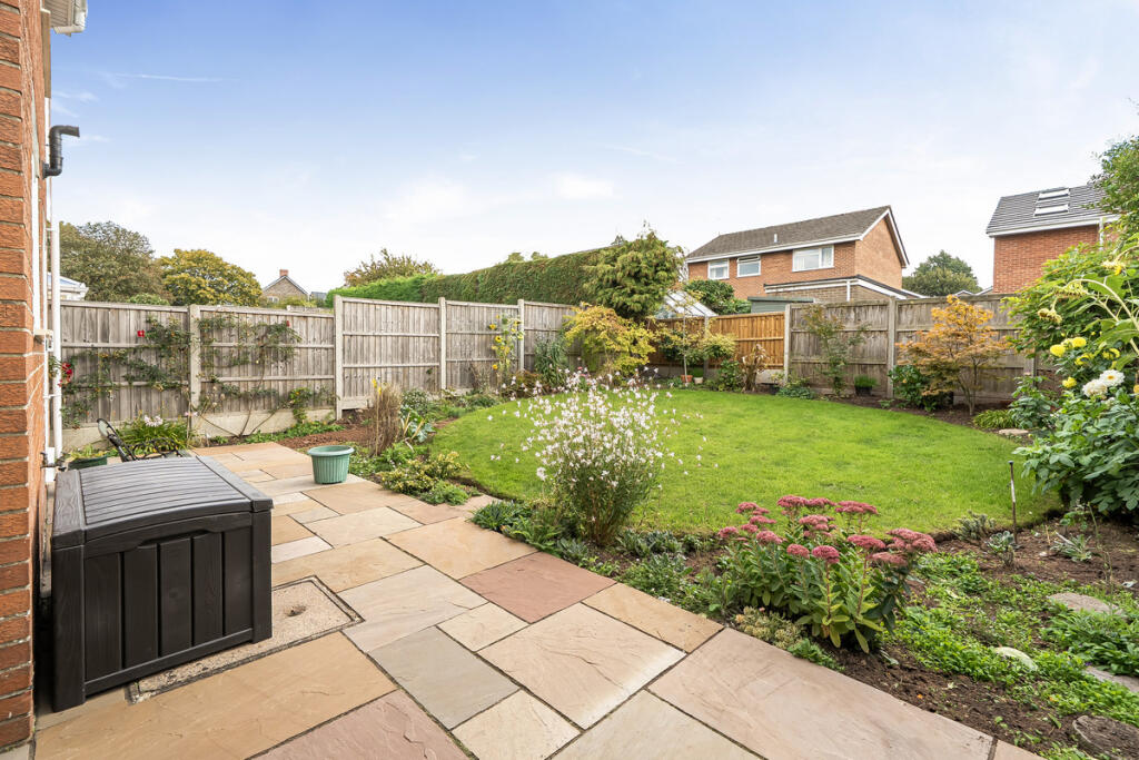 Pentland Avenue, Bristol, BS35 photo 3
