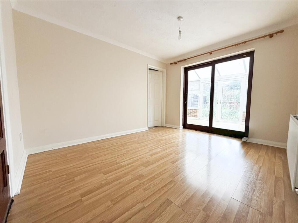 House in Wealden, Hailsham - View 3