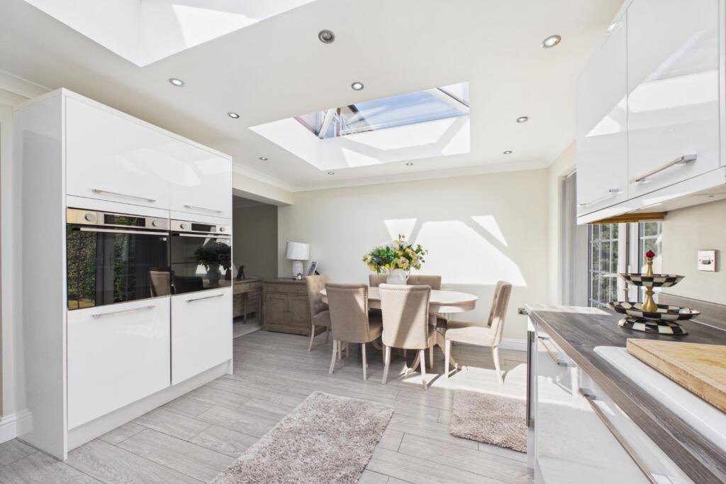 House in Sandhurst - View 5