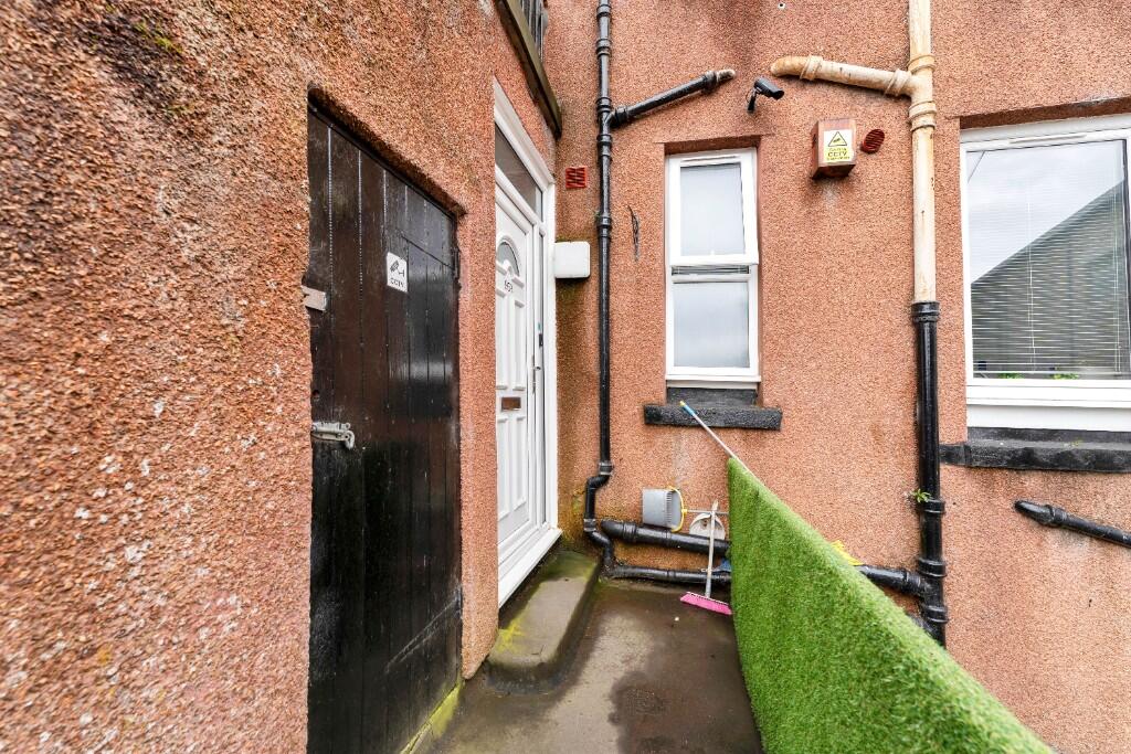 105, High Street, Cowdenbeath, Fife, KY4 photo 2
