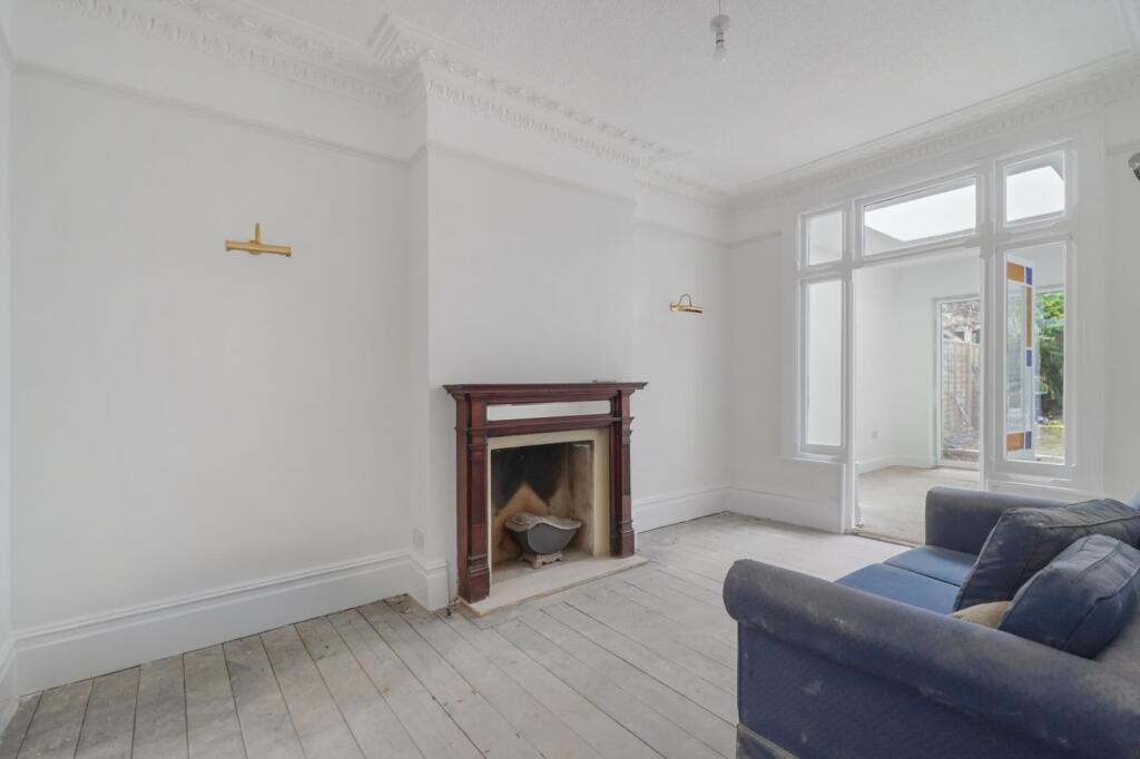 House in London, Denmark Hill, East Dulwich - View 4