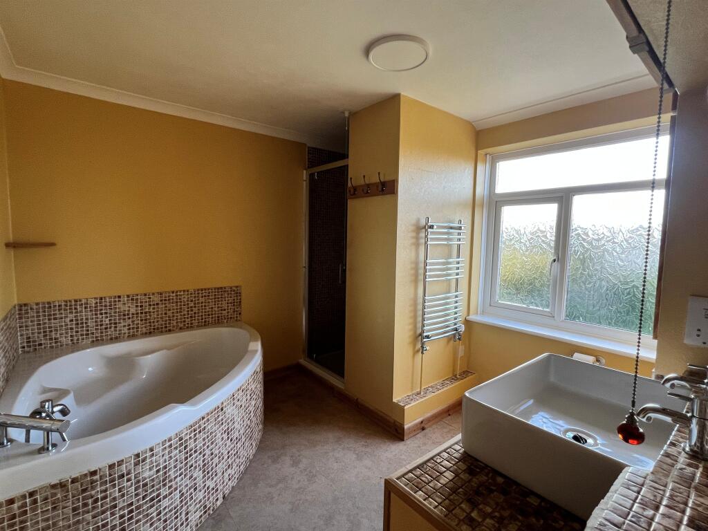 Additional image 8 of Manor Close, Templecombe