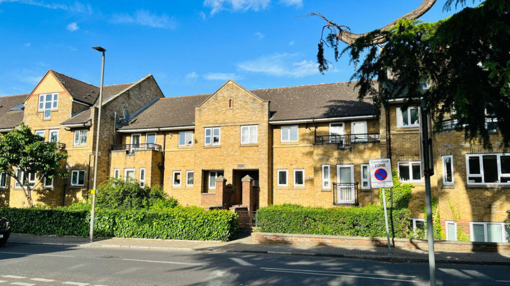 Main image of property: Sienna Court, St James Drive, Balham, London, SW12 8SX