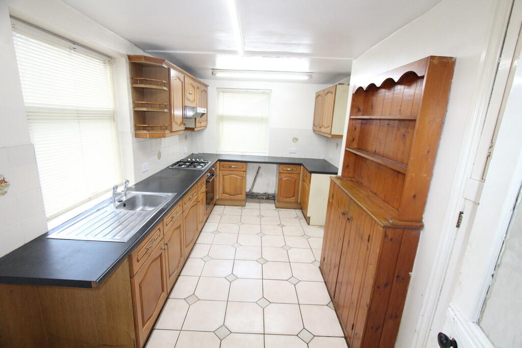 Ruabon Road, Wrexham photo 5