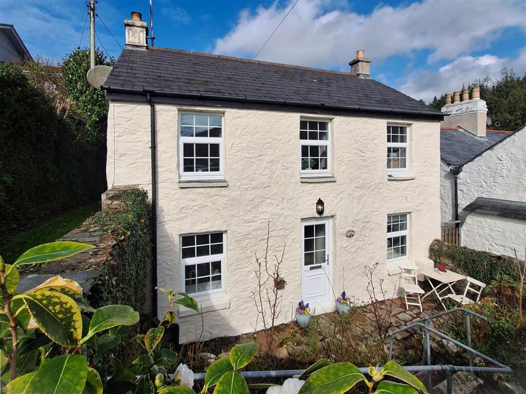 Main image of property: Tamar Way, Gunnislake