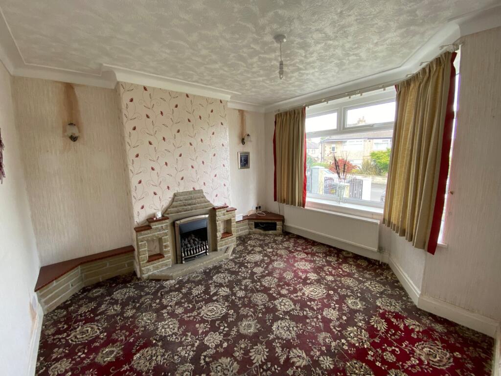 Leafield Avenue, Eccleshill, Bradford, BD2 - View 2