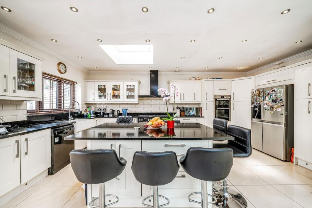 House in London - View 3