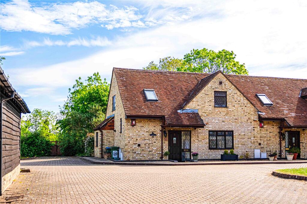 Main image of property: Church Gate, High Street, Edlesborough, LU6