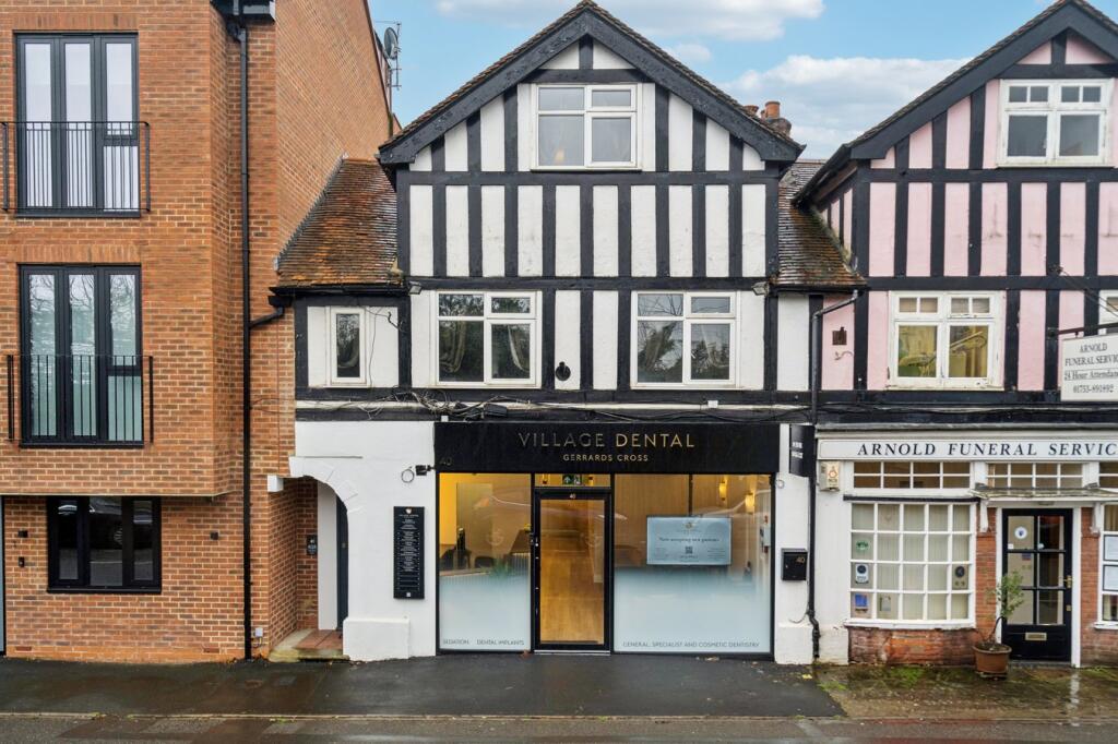 Main image of property: Oak End Way, Gerrards Cross, SL9