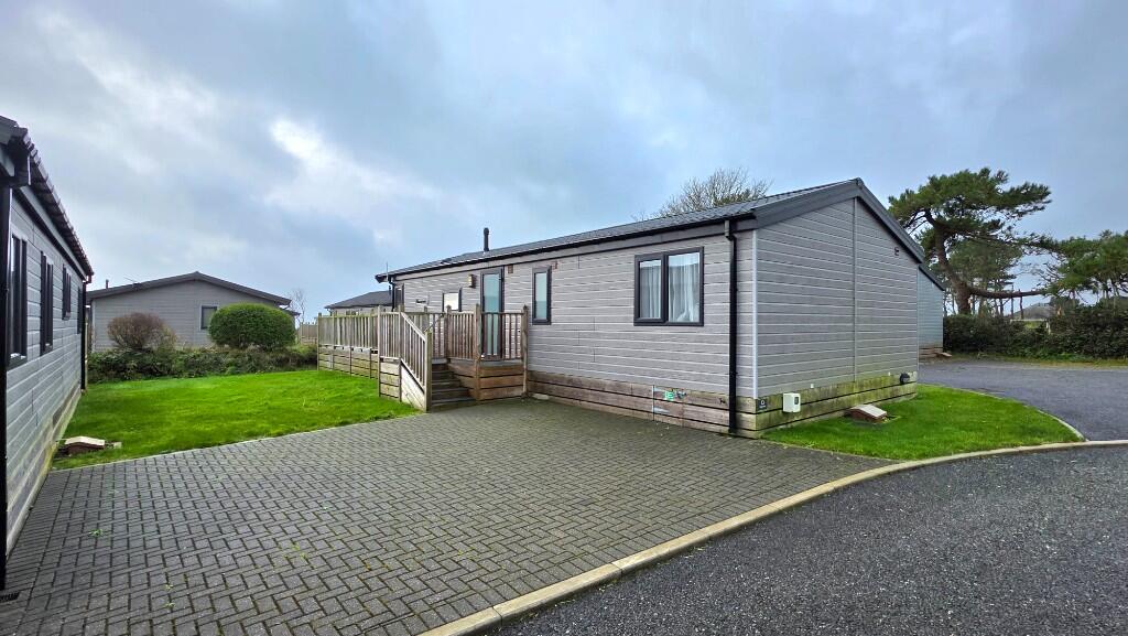 Main image of property: Sealawns 13, Seaview Gorran Haven, PL26 6LL