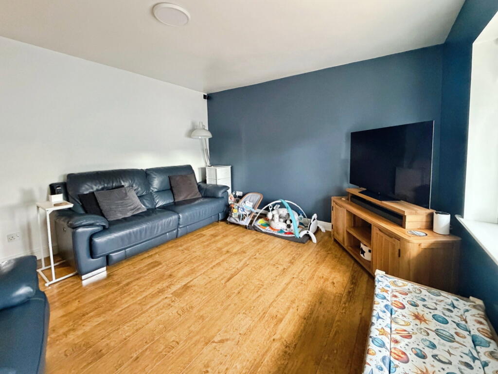 House in Lichfield, Shenstone - View 4