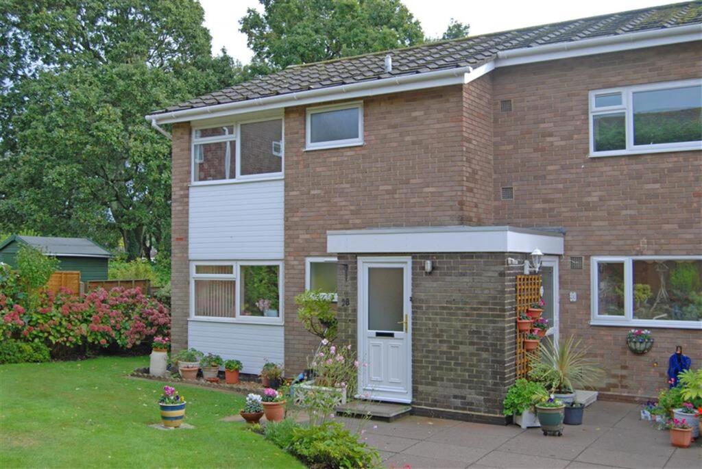 Main image of property: Cornford Way, Christchurch, BH23 4QU