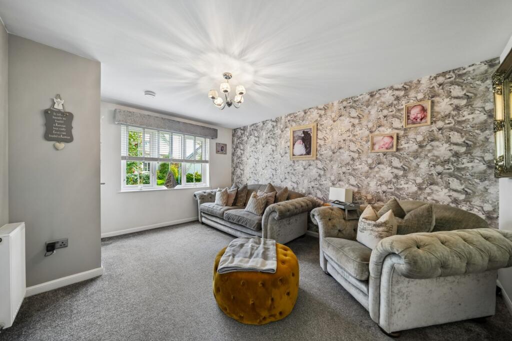 House in East Kilbride, College Milton Industrial (South), Hairmyres - View 2